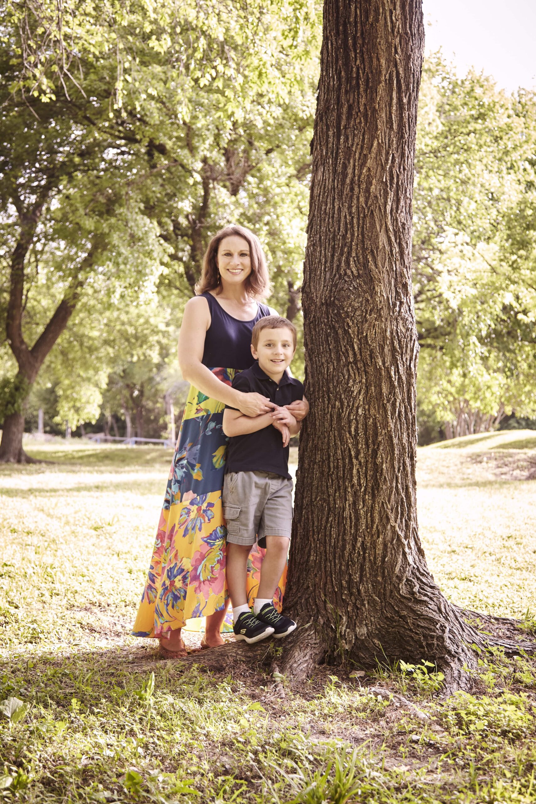 Lindsey Garner with son outside, photo by Nick Prendergast