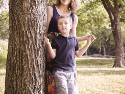 Lindsey Garner with son outside, photo by Nick Prendergast