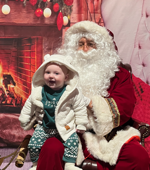 Photos with Santa at A Junkyard Christmas