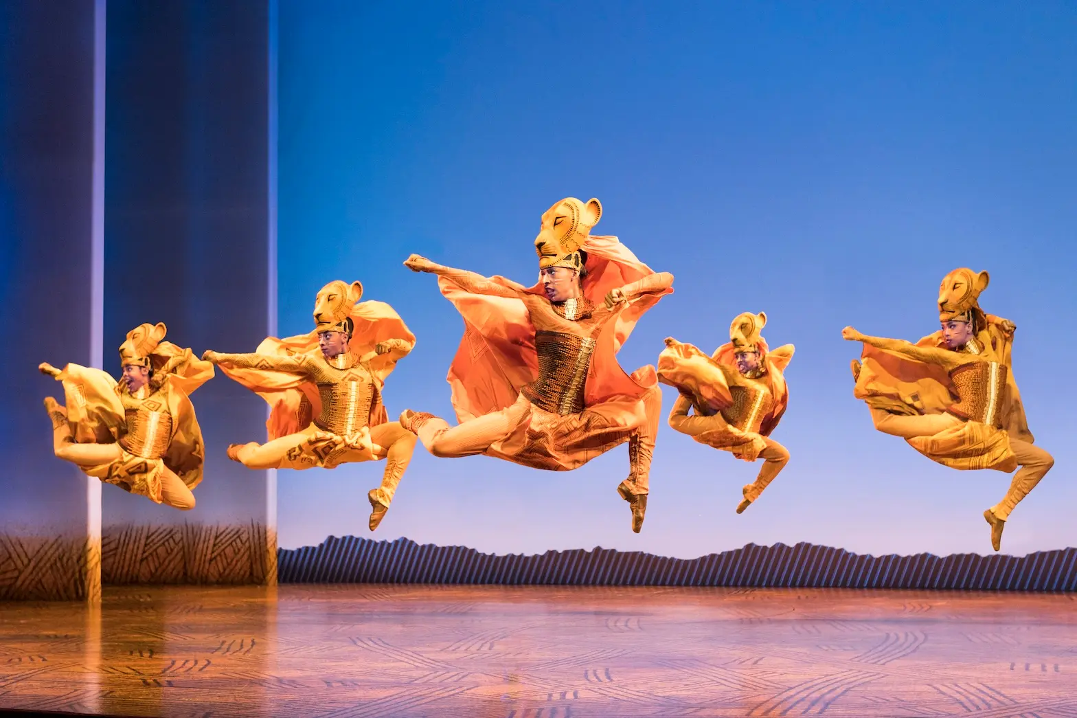 Lionesses Dance, The Lion King, American Tour Disney. Photo by Deen van Meer