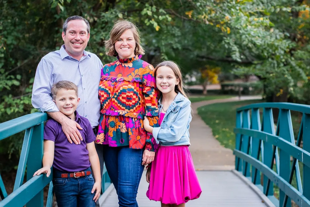 Image of Mom Next Door Lauren King with her family, photo courtesy of Rebekah Byrne