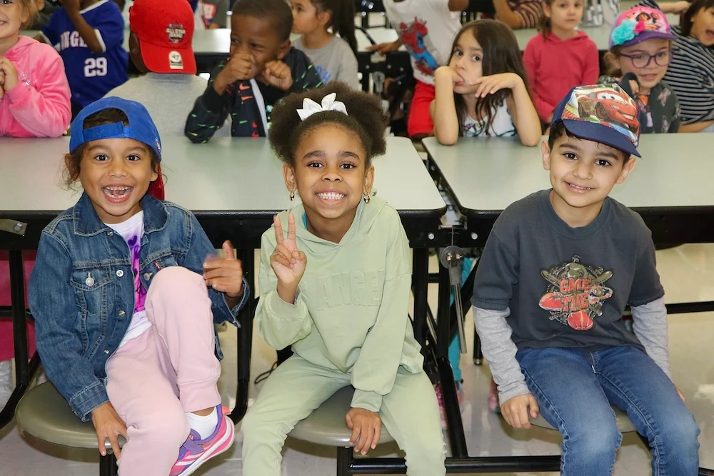 PreK kids in the cafeteria, image courtesy of Arlington ISD