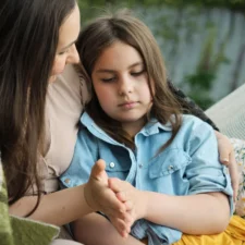 iStock image, of little girl with her mother, mental health column on what to say to your child when they complain they think they are fat