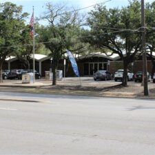 Preston Royal Branch Library, photo courtesy of Dallas Public Library