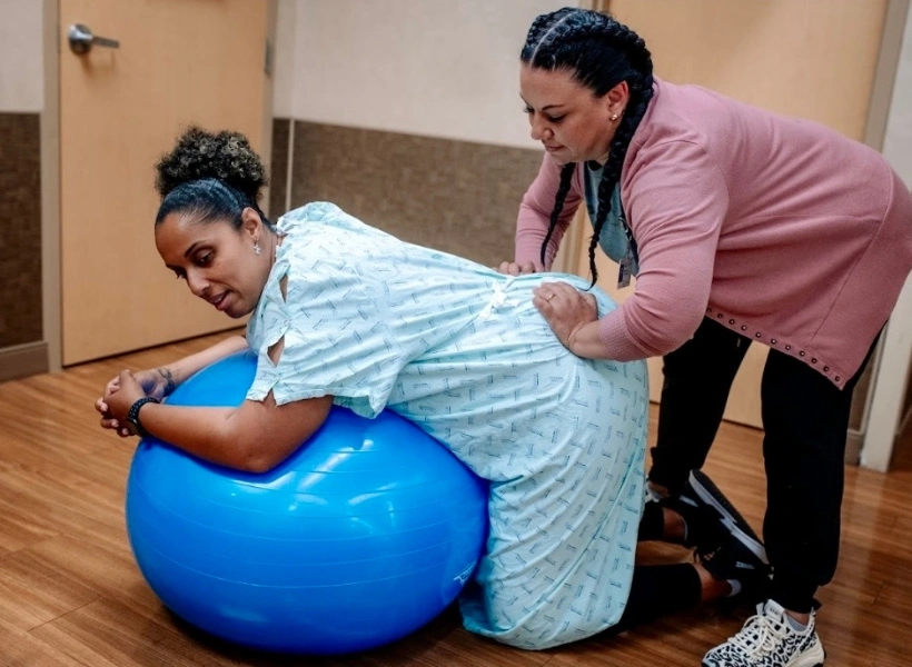 Birthing classes in and around Dallas, photo courtesy North Dallas Doula Associates