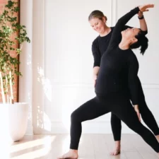 Prenatal yoga classes in and around Dallas, O2 Dallas Studio courtesy of Jenny Lawson Photography