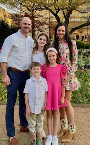 Park Cities mom Whitney Harmon with family, for neighborhood guide to Park Cities, Texas, photo courtesy Whitney Harmon