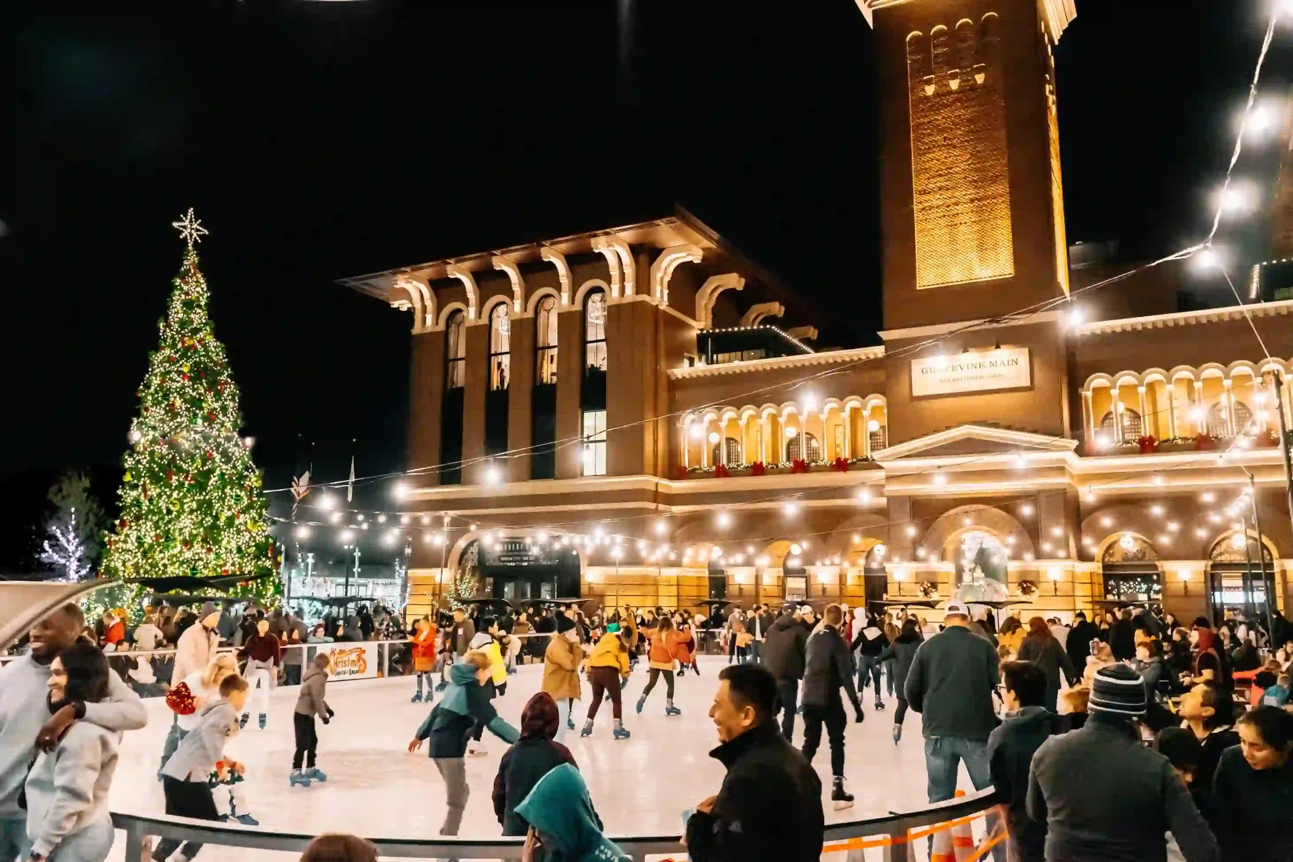 Best Ice Skating Rinks for Families Around Dallas