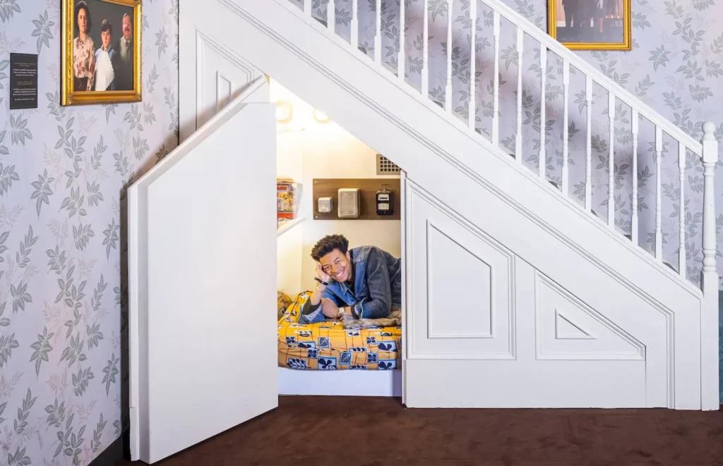 Harry Potter: The Exhibition, Cupboard Under the Stairs