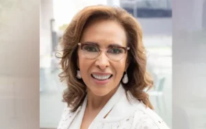 Villaseñor alex 1 300x188