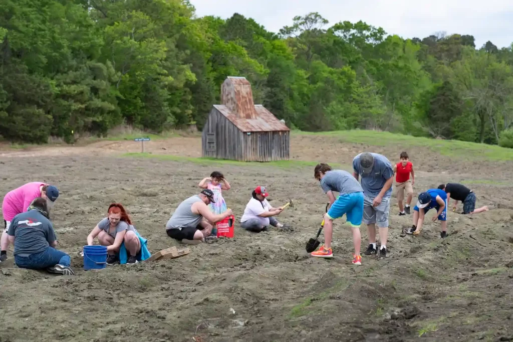 Families digging at Crater of Diamonds , credit_courtesy of the Arkansas Department of Parks, Heritage and Tourism