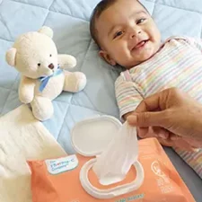 baby oil wipes H-E-B